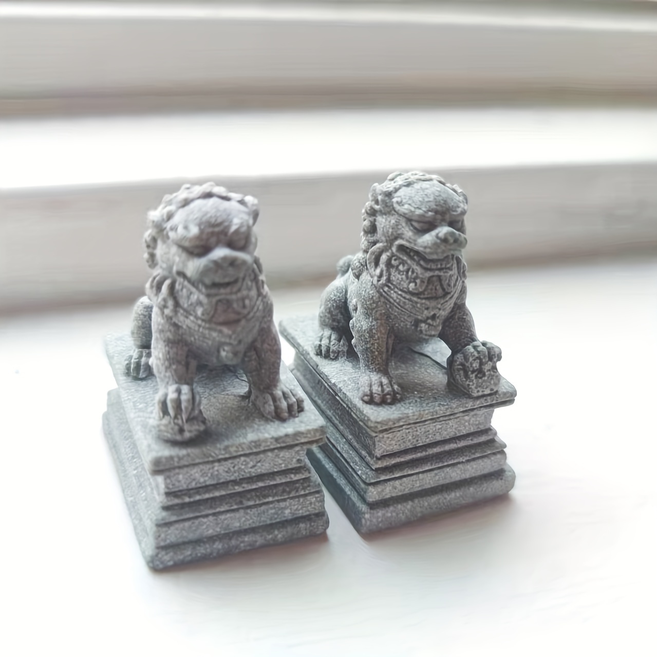 Image of 2pcs, Mini Sandstone Lion Cover Decoration, Suitable For Home Small Desktop Coffee Table Decoration, Micro Landscape Fish Tank Landscape , Cute Decoration, For Coffee Shop Decoration Decoration