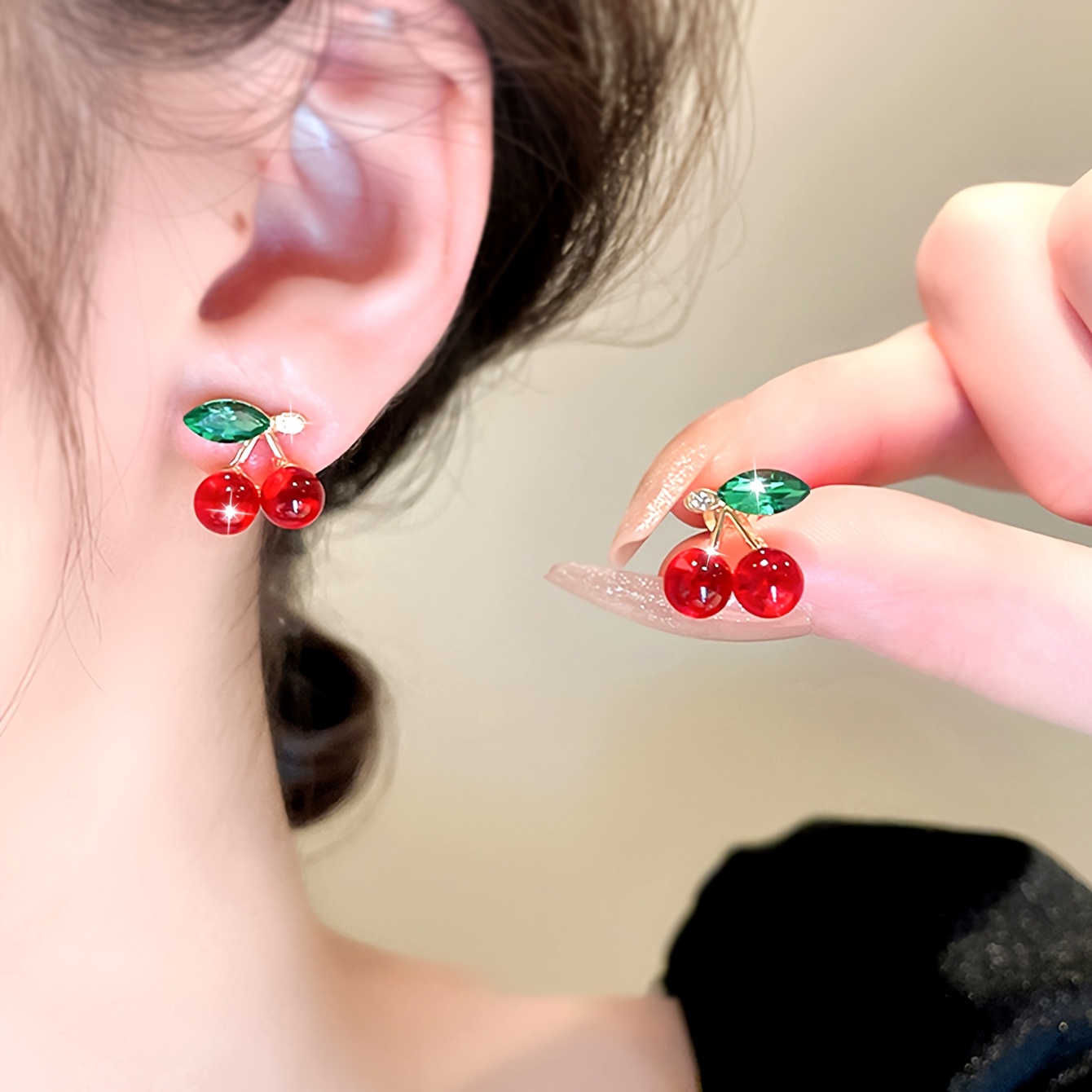 

Hot-selling Women's Earrings 1 Pair Of Small-scale Fashion Fruit Earrings
