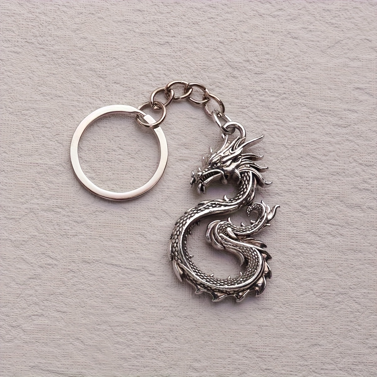 TEMU LLavero de Oriental para Hombres - Anillo Metálico Resistente, Colgante de Chino para Llaves y Bolsos, Uso Casual o Formal - Regalo Ideal para