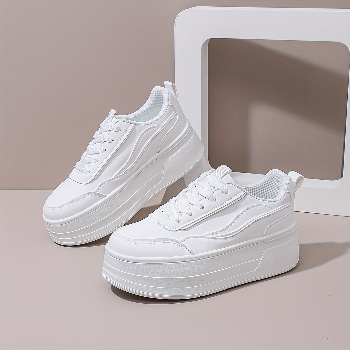 

2024 Women's Casual Platform Sneakers, Comfortable White Shoes With 5cm Height Increase, Lace-up Low-, Pu Cover - Suitable For Short Women Students