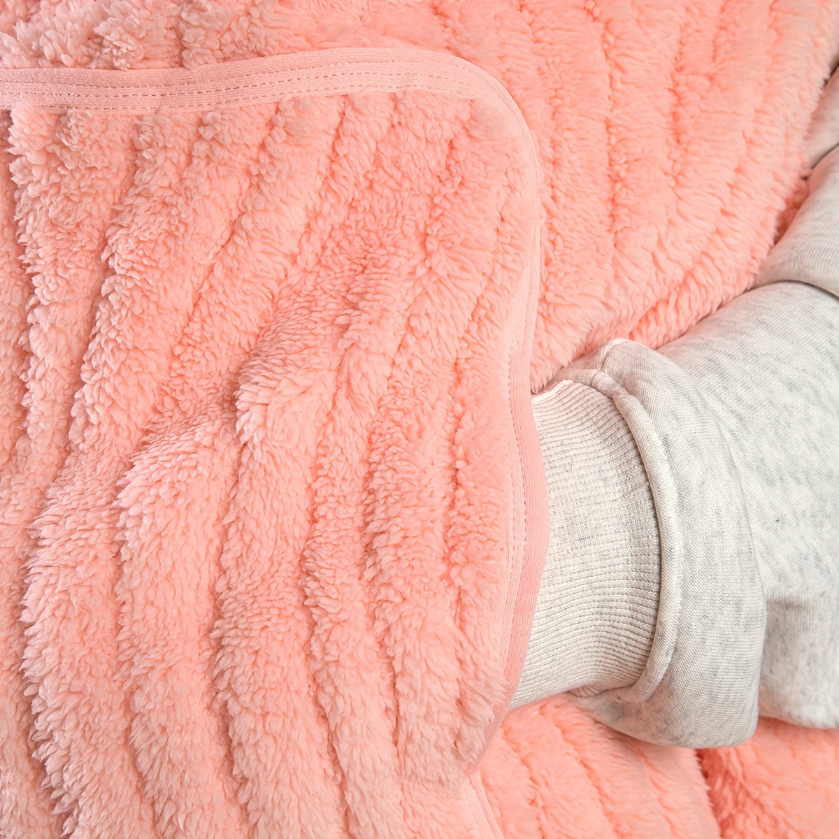 Cozy Autumn Winter Blanket with Mom's Warm Pocket