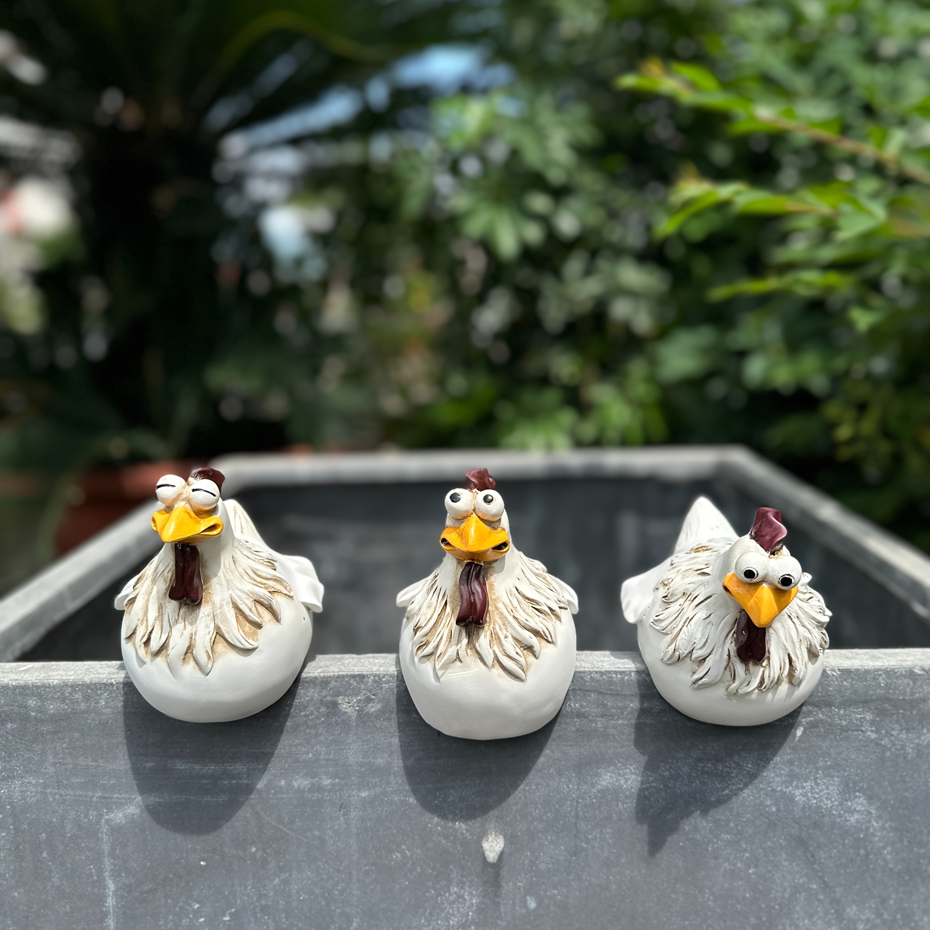 This 3pcs Resin Chicken Ornament Is Based On An Adorable Chicken Design. Chicks Each Have Distinct , Featuring With Orange And Brown Crowns, A And Naive . Used