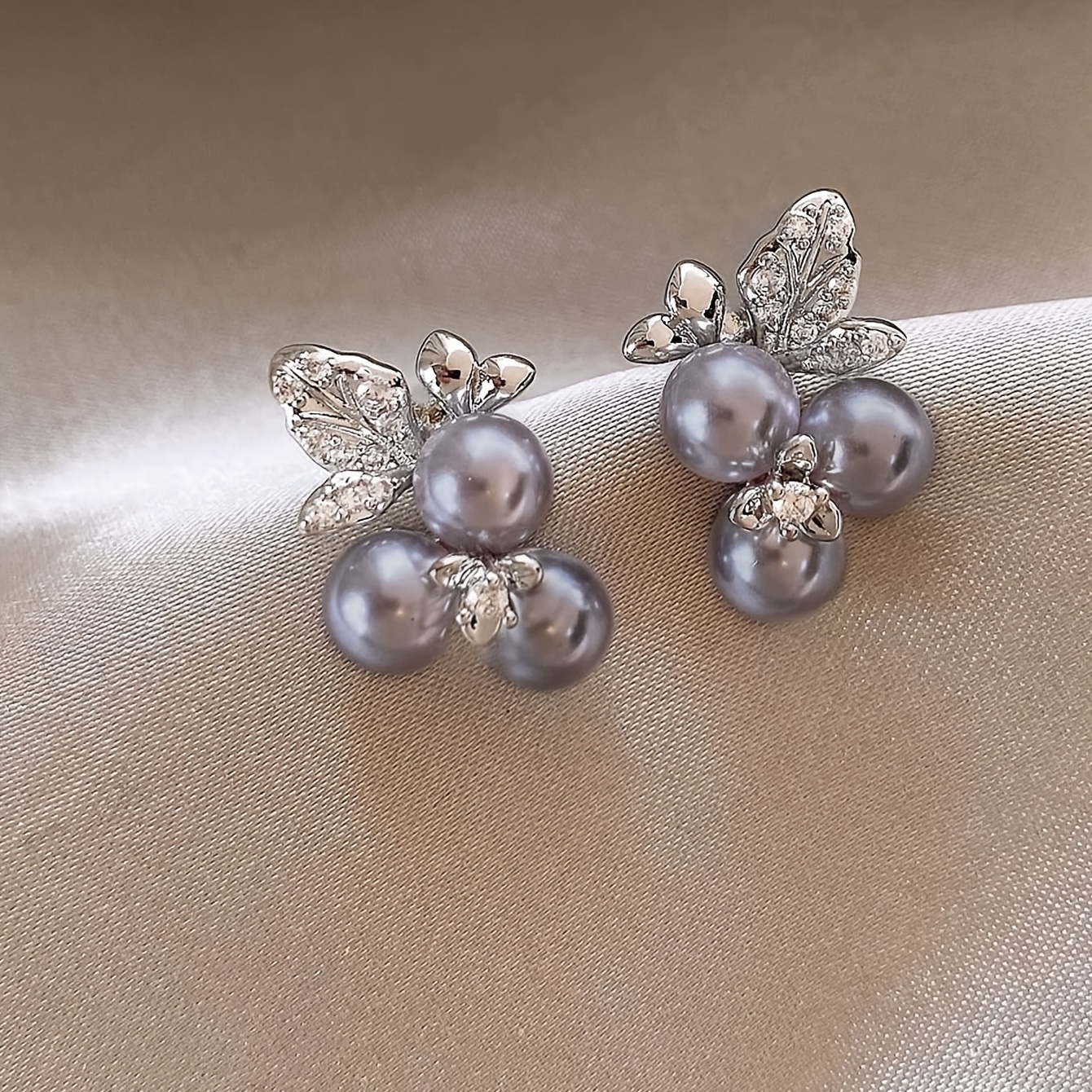 TEMU 1 Paar Elegante Exquisite Mode Premium Traubenförmiges Design Einzigartig Geeignet für Täglichen Pendeln Freizeit Party Tragen Damen Ohrstecker