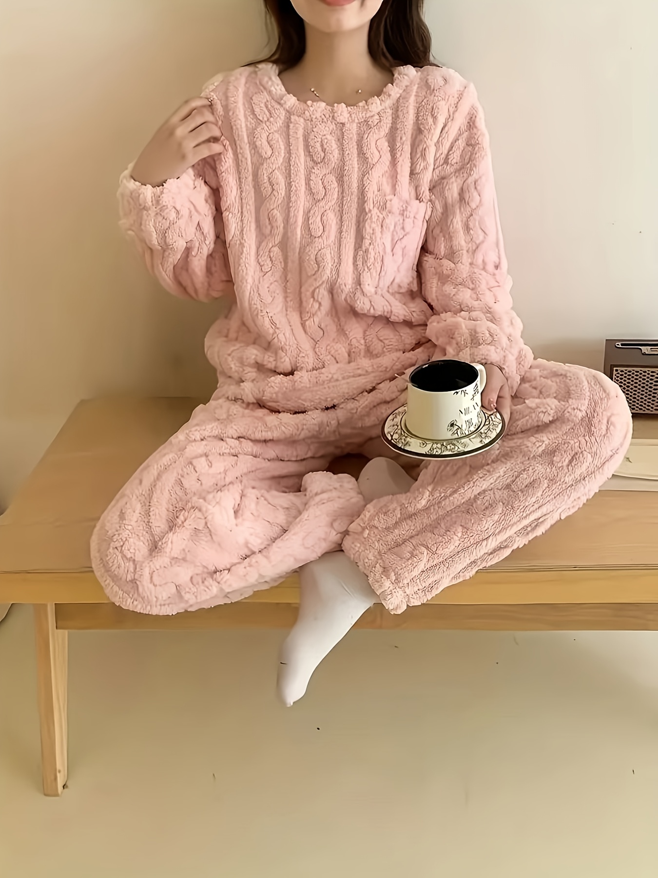 Women'S Coral Fleece Pajamas for Autumn And Winter, Featuring Thickened And  Plush Fabric, a Two-Piece Set with Pockets, Designed for a Loose And Cozy