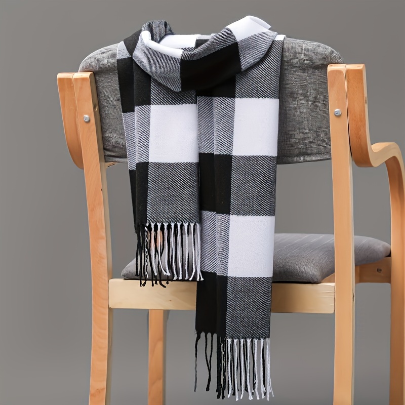 Image of 1pc 180cm Color Block Scarf For Men And Women Winter Warm Outfit - Soft, Tassel Detail, Suitable For Casual Outing