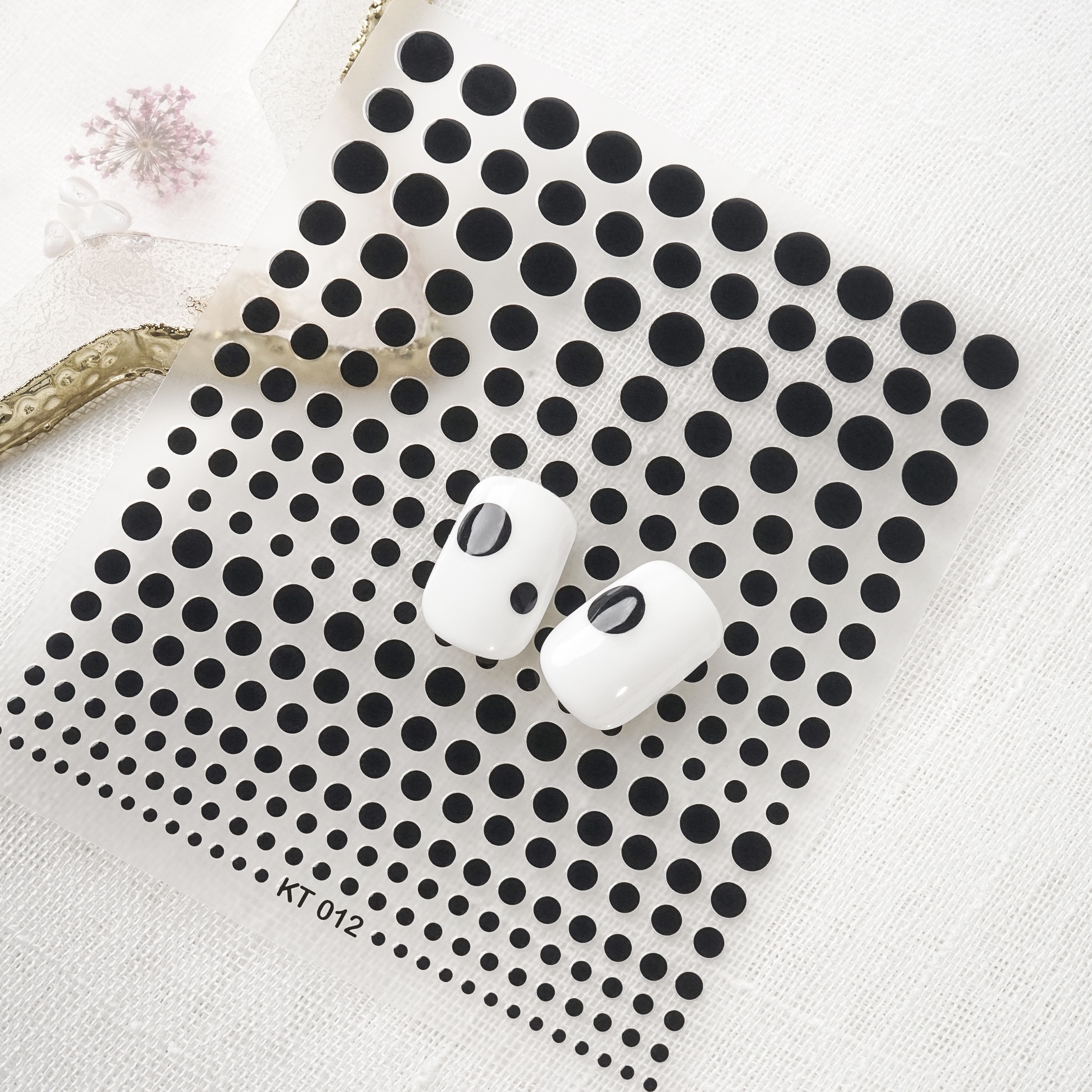 Image of 1 Black And White Polka Dot Nail Art Sticker Polka Dot Nail Sticker Self-adhesive Nail Supplies Graffiti Fun Polka Dot Minimalist Nail Design Sticker Diy Nail Decoration