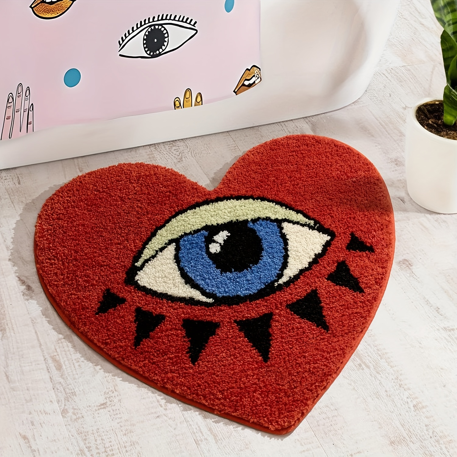 TEMU 1pc Eye Pattern Heart Shaped Irregular Bathroom Carpet, Valentine's Day Decorative Bathtub Foot Pad, Plush Non-slip Absorbent Bathroom Mat, Bathroom Accessories, Home Decor, Room Decor