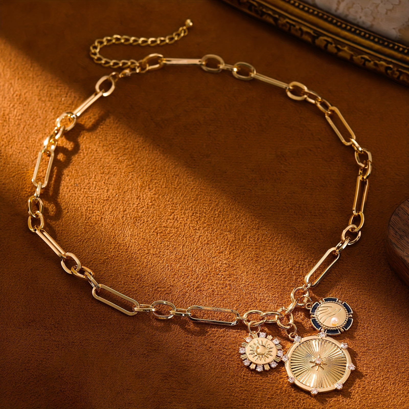 Women's Luxurious Versatile Pendant Necklace, Gift for All Occasions