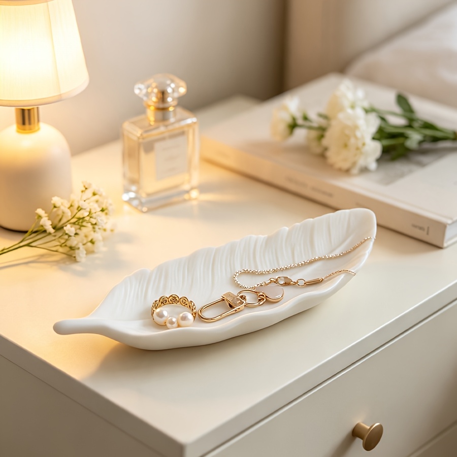 TEMU A 3d-printed Cream-style Feather-shaped Jewelry Storage Tray, An Elegant Desktop Decorative Jewelry Tray, A Jewelry Dish, A Ring Display Stand,