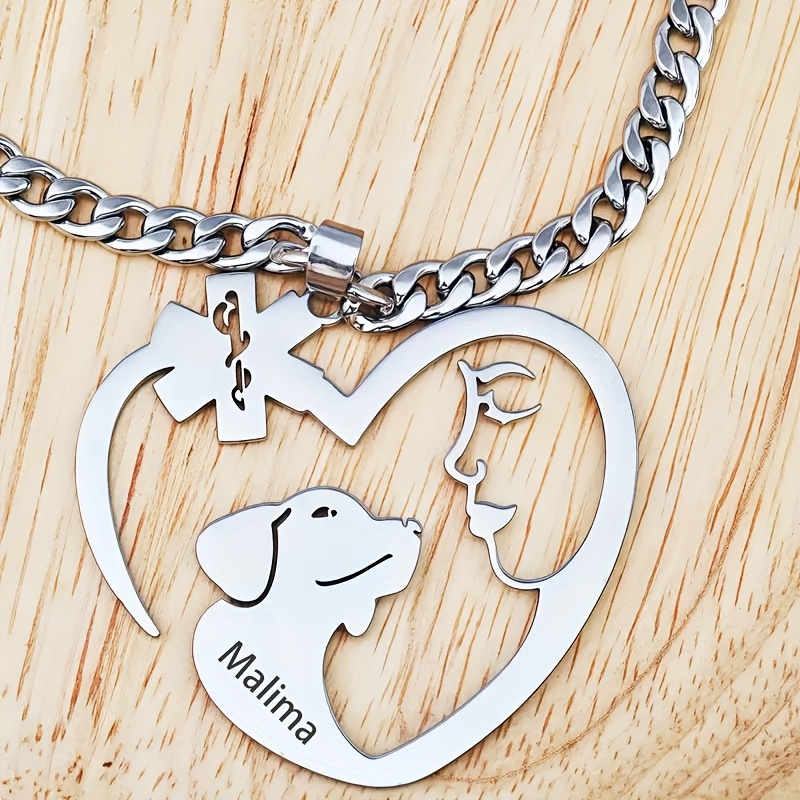 Custom Exquisite Heart Dog Name Necklace for Women