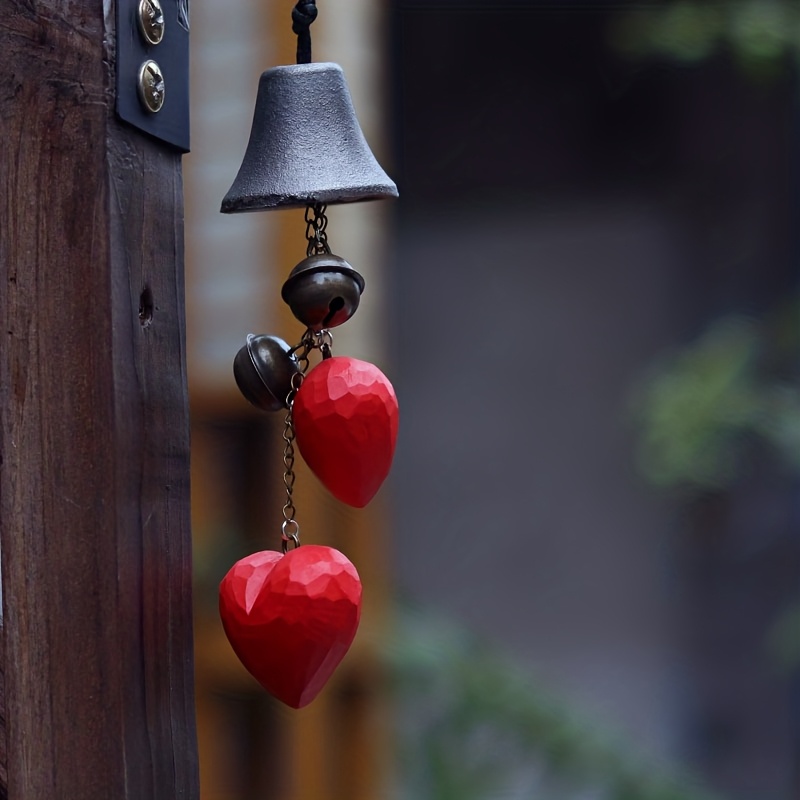 2pcs Heart-shaped Hand Carved Craft Wind Chimes, Heart-shaped Wind Chimes Wall Hanging Decorations For Valentine's Day, Suitable For Car, Door And Window Festive Decor