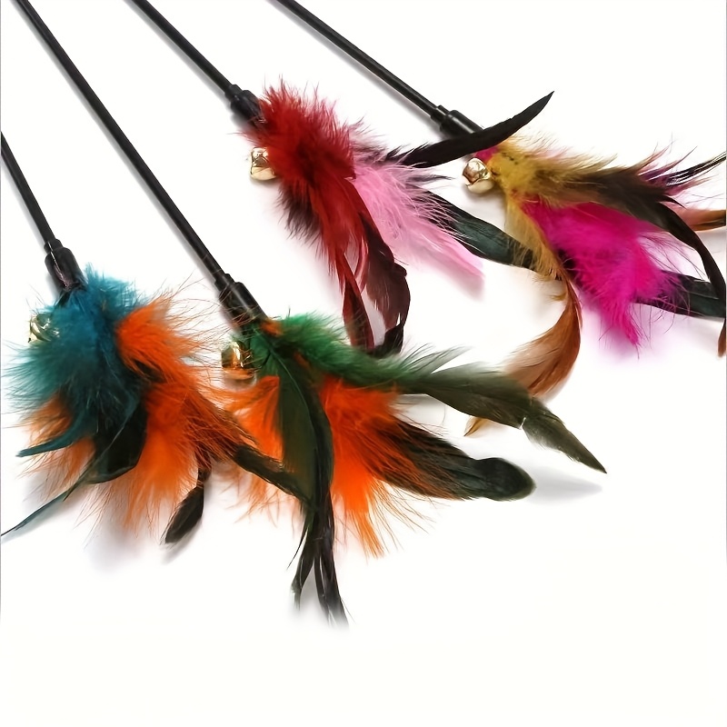 1/2 bucăți Jucărie Interactivă pentru Pisici cu Pene Colorate - Băț de Plastic pentru Pisici de Interior, Băț de Vânătoare pentru Exerciții pentru Pisici de Diferite Rase, Stimulator cu Pene pentru Stimulare și Antrenament