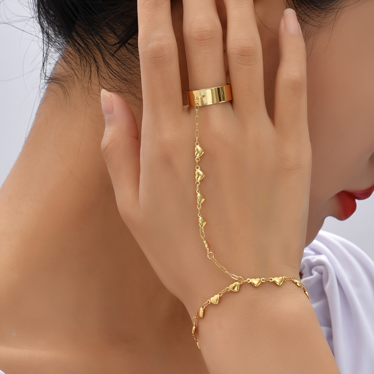 simple zinc alloy finger ring bracelet golden color hand back chain jewelry accessory details 2