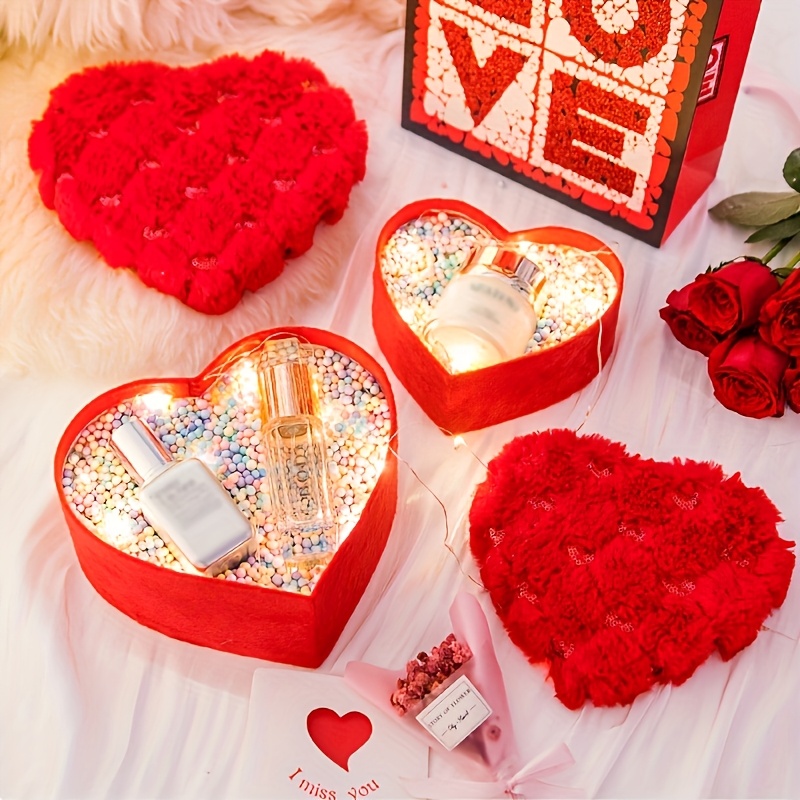 

2pcs Sparkling Sequin Red Heart-shaped Gift Boxes With Lid & Filler - Ideal For Valentine's, Day, Weddings | Couples, Ladies, Moms | Elegant Paper/fabric Packaging