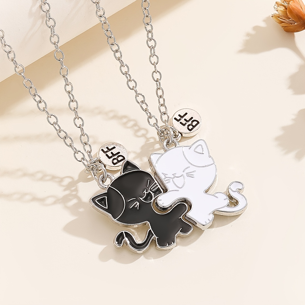 2pcs Cat Friendship Necklace with Pendant Set