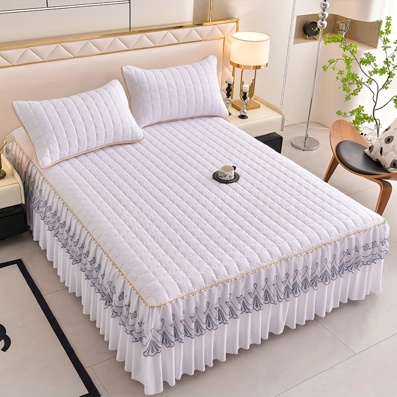 TEMU 3pcs Luxury Quilted Lace Bed Skirt Set: Bed Skirt *1   Pillowcases *2. High-end Bed Skirt For Autumn/winter, Thickened, Warm, Non-slip Bedding.