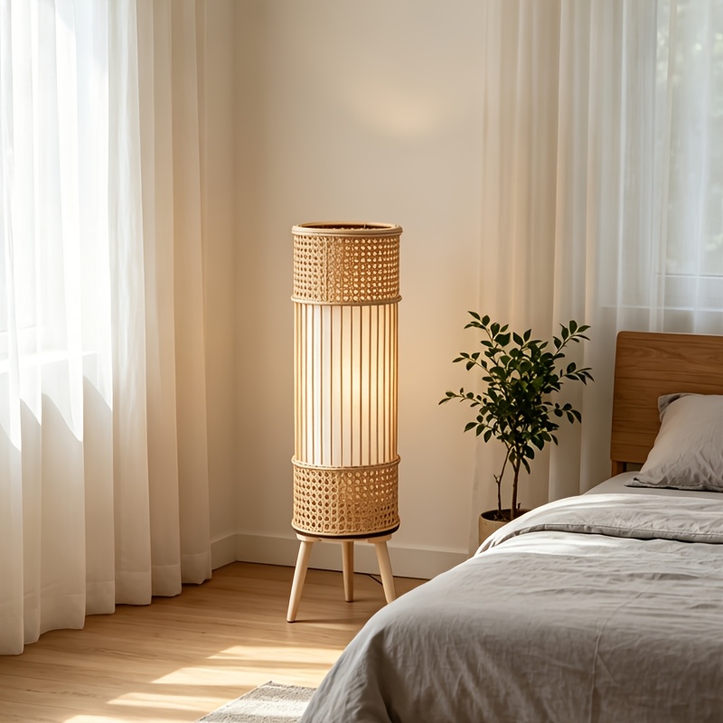 Retro High-End Handmade Rattan Woven Lantern, Creative Columnar Candle Holder, Festive Romantic Atmosphere Decoration, Christmas Decoration, Living Room Bedroom Accent Wind Lantern Ornament