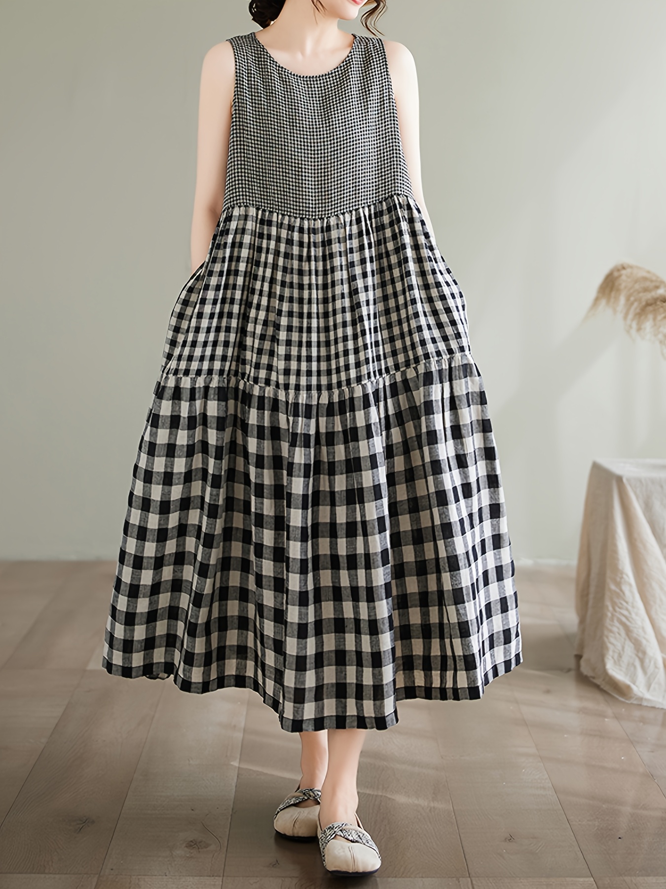 Women's Japanese Korean Style Black & White Checkered Sleeveless A-Line  Dress - Loose Fit Long Maxi with Pockets, Round Neck * * Machine Washable,  Flowy Fabric Gown