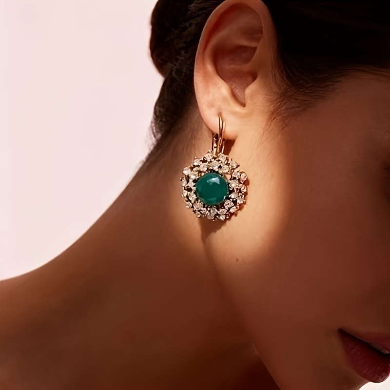 TEMU Un par de aretes de perno para mujer, de estilo europeo y americano, elegantes, de , con pedrería, de moda vintage y versátiles