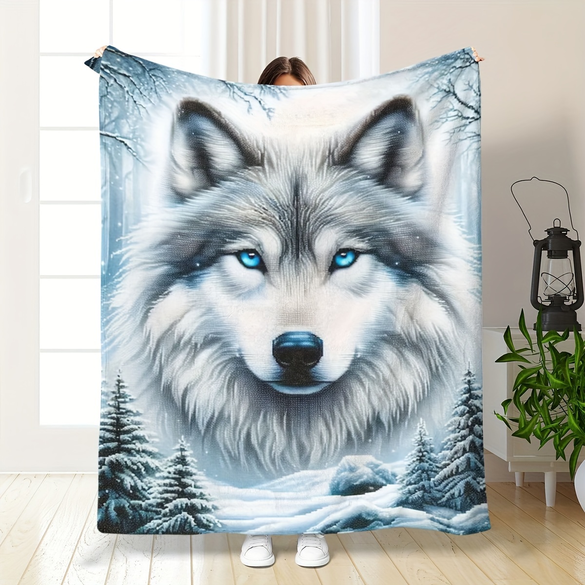 

1pc Top Wolf Print Blanket, Flannel Warm Throw Blanket For Sofa, Bed, Travel, Camping, Living Room, Office - Comfortable All Season