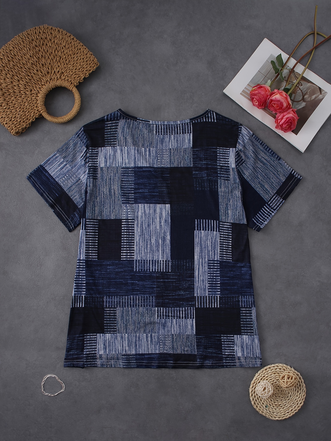 Plus Size, Plus Size Women's Casual V-Neck Short Sleeve T-Shirt - Stretchy Patchwork Print Top with Lime Green & Purple Geometric Design, Machine Washable for Spring Summer Fall, Seasonal Fashion, Nontransparent Fabric, Highelastic Material