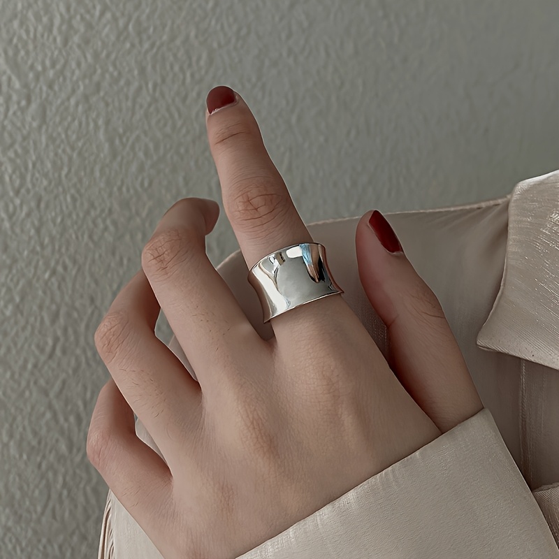 Minimalist Smooth Curved Everyday Ring, Perfect Gift