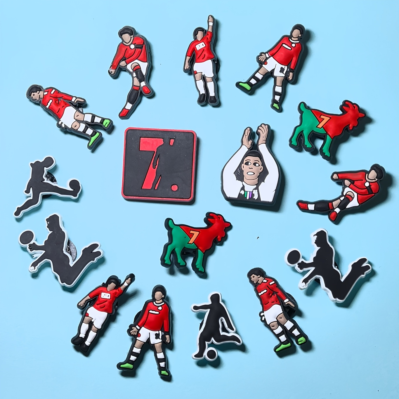 TEMU Accessoires de breloques pour chaussures sur le thème du football, 16 pièces série de football en plastique, idéal pour les passionnés de sport