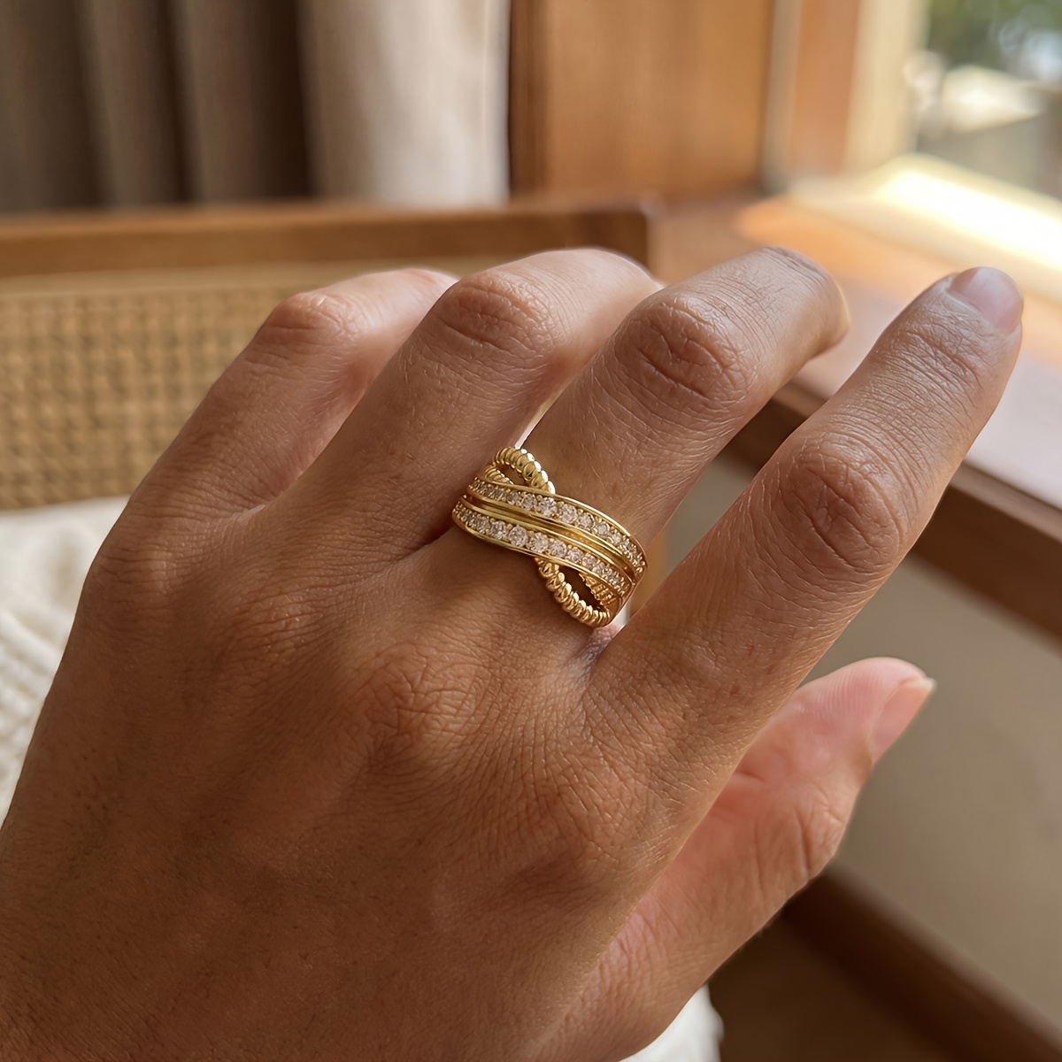 Women's Sleekly Designed Elegant Ring, Perfect for All Seasons