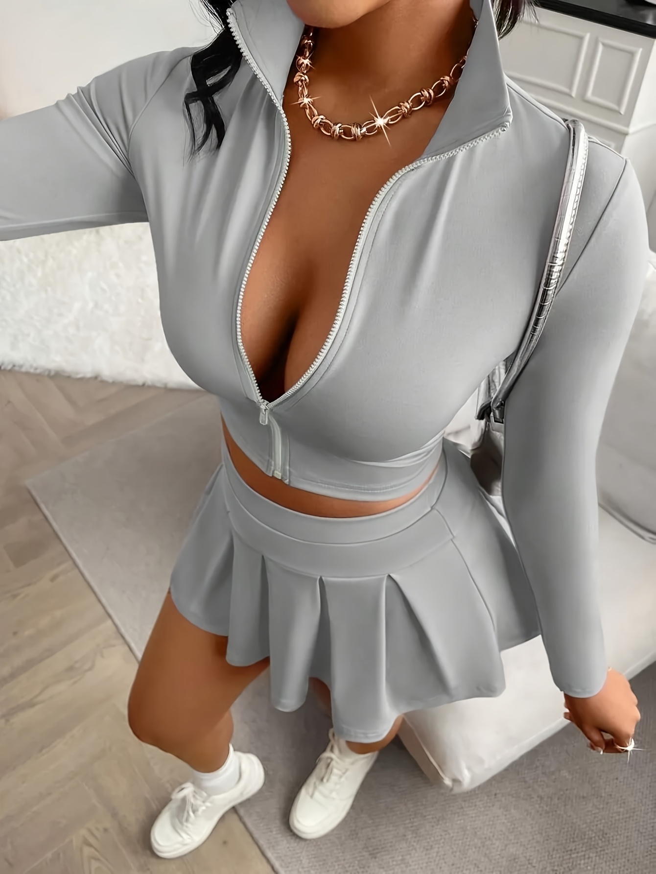 Women's Light Athletic Stand Collar Zip-Up Crop Top Pleated Skirt 2pcs Set Slim Fit Casual Sportswear