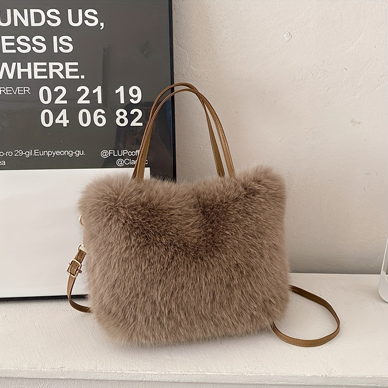 

Lightweight Faux Fur Shoulder Bag For Women With Adjustable Strap, Magnetic Closure, Plush Hand Washable Top Handle Purse For Daily , Style With Faux Leather