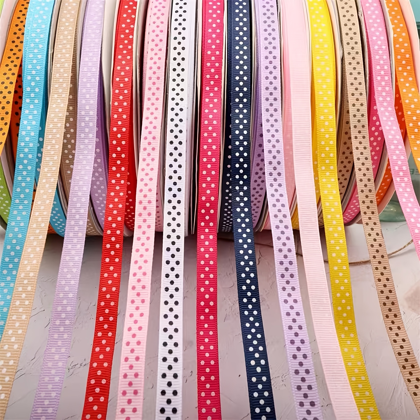 TEMU 16pcs/1 Yard Ruban à pois pour la Saint-Valentin, emballage de fleurs, boîte à gâteau d'anniversaire, décoration, ruban double face, accessoires