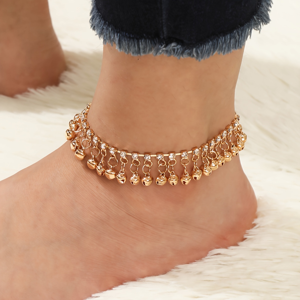 

1 Pc Exquisite Bell Pendant Anklet Zinc Alloy Jewelry Glass Inlaid Bohemian Sexy Style For Women Summer Beach Foot Chain