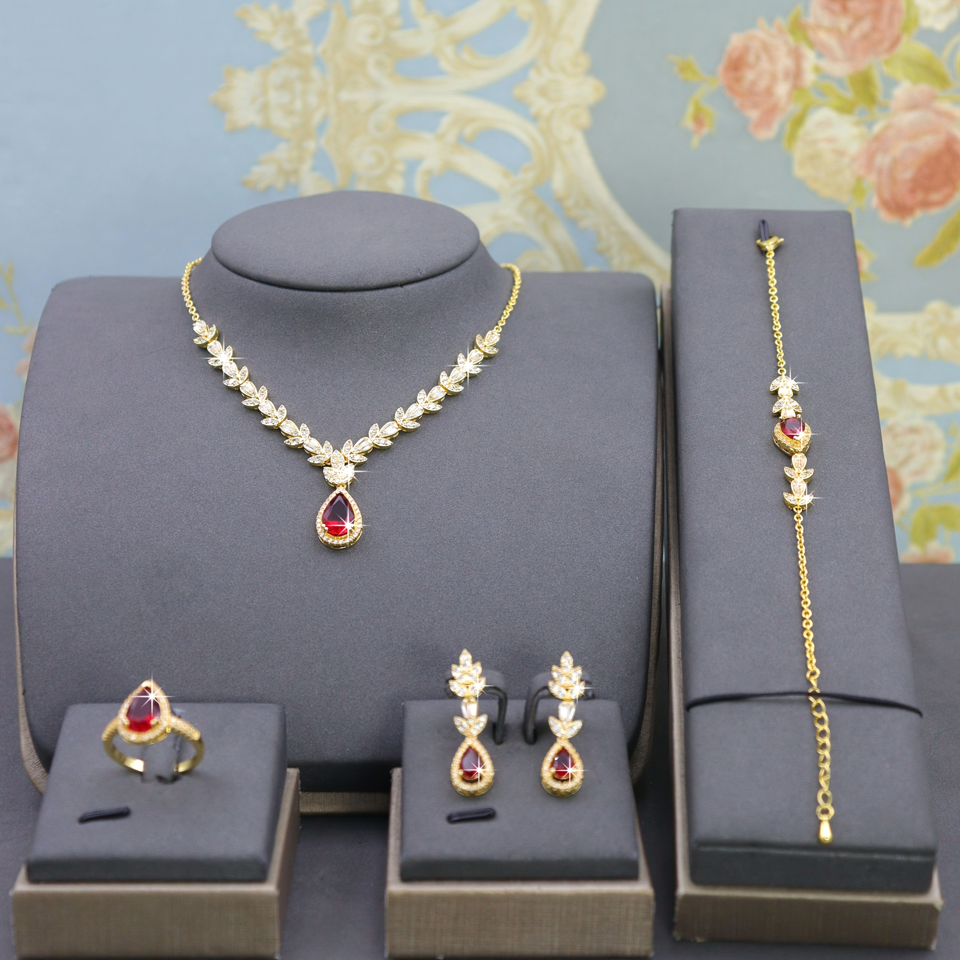 a 5pcs womens fashionable romantic jewelry bridal set including necklaces earrings bracelets and rings suitable for weddings banquets   as gifts to   during holidays details 0