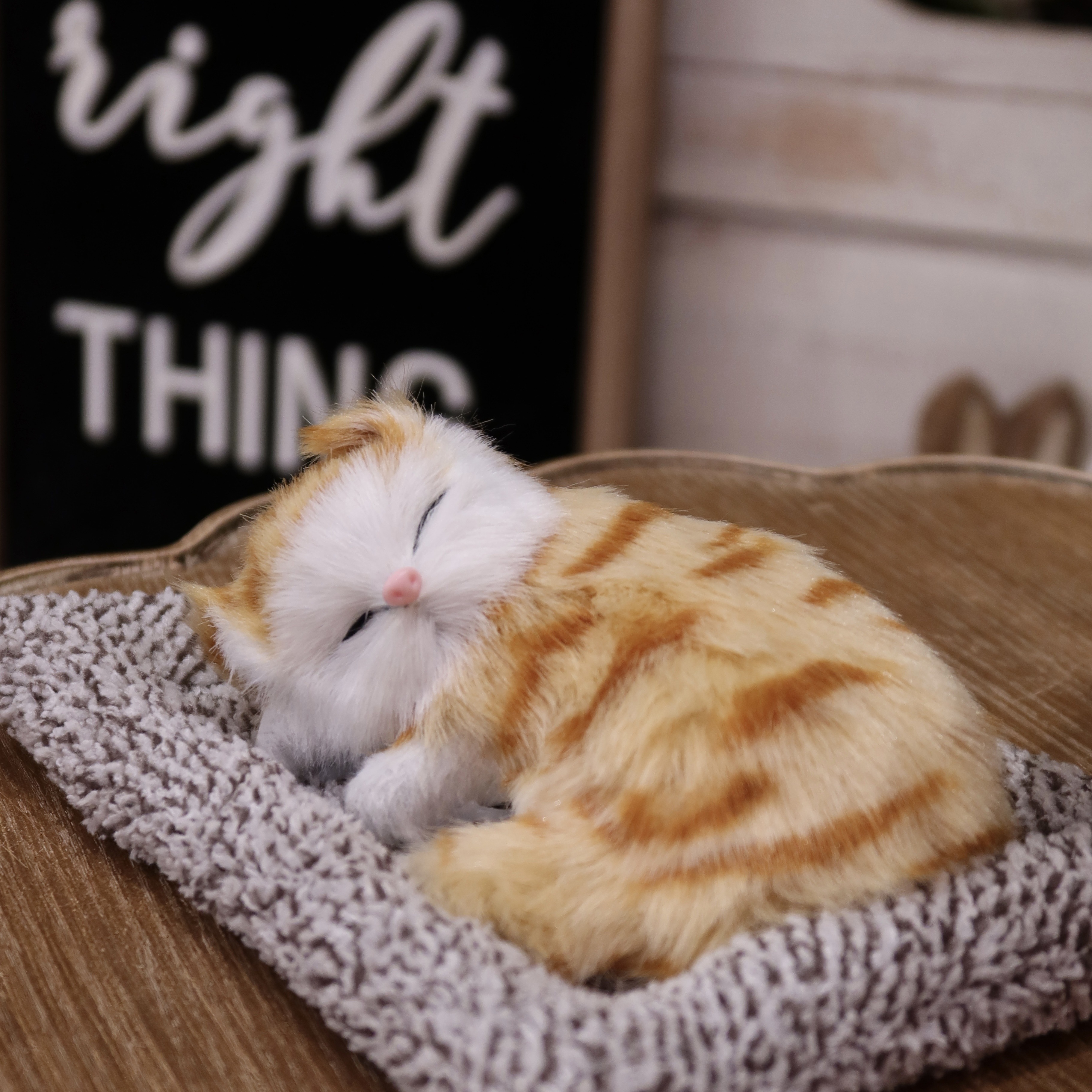 Interactive Meowing Plush Cat Toy, Simulation Cat with White Yellow Fur,  Realistic Sleeping Car Ornament, Girlfriend Gift, Warm Companion, Holiday 