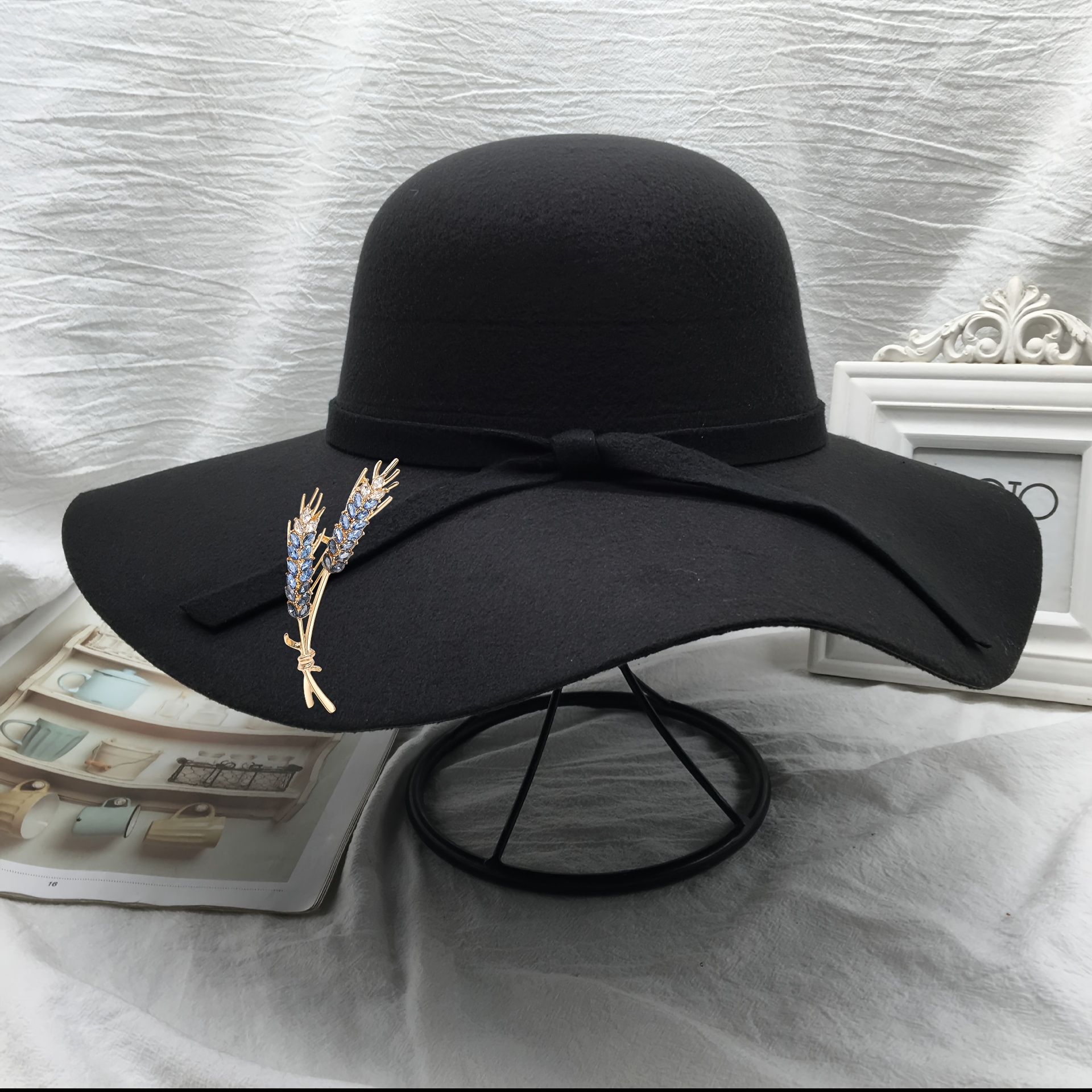 Image of Exquisite Wheat Ear Brooch Fashion Easy Suit Overcoat Clothing Corsage Party Pin Additions