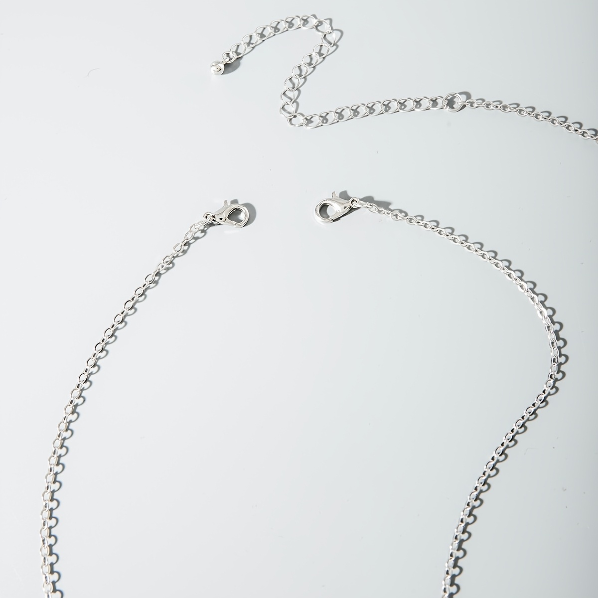 Elegant Metal Round Disc Tassel Head Chain