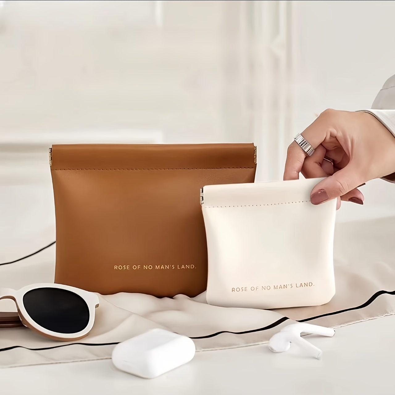 

Faux Leather Pouches, Unique Self-closing Design, Portable Storage For Lipsticks, Earbuds, Cables, Keys, And Coins, Stylish And Luxurious, Fashion Accessory