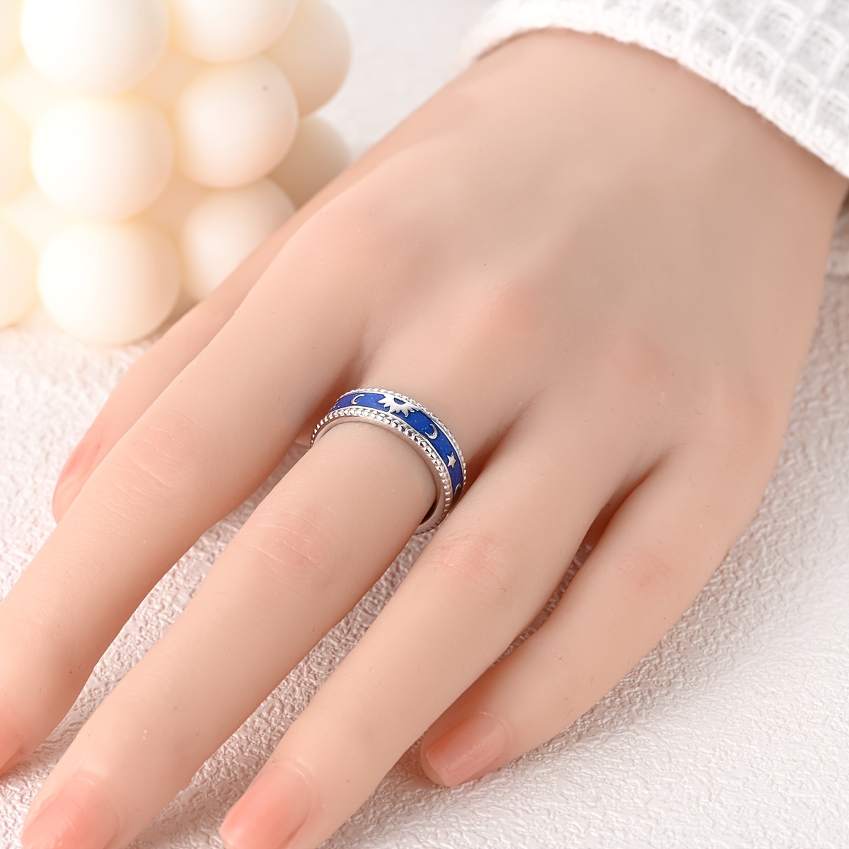 Women's Elegant Luminous Stars and Moon Ring