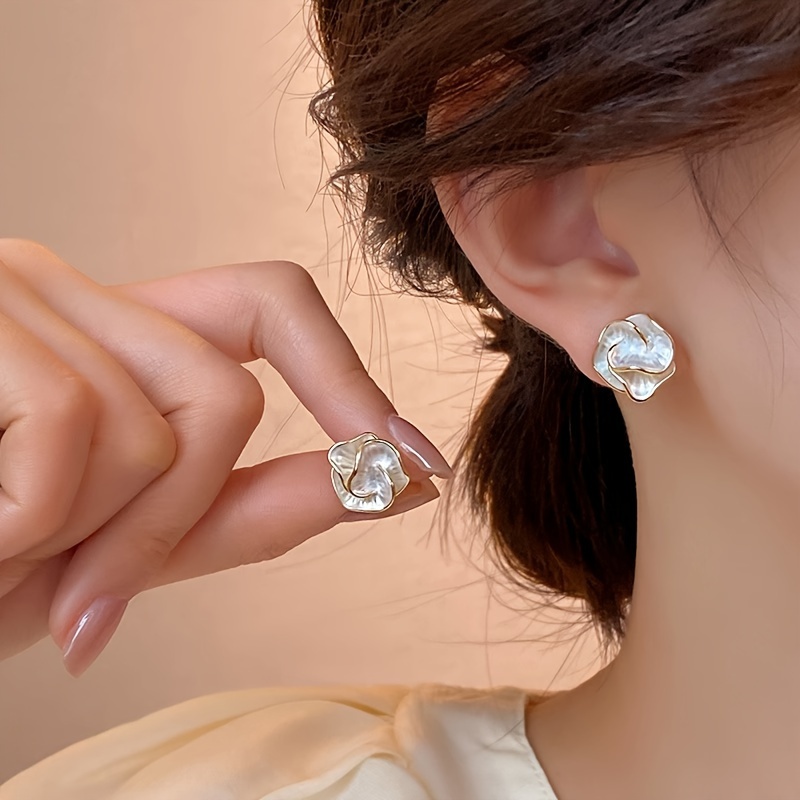 Elegant Camellia Flower Stud Earrings, Vintage Style, Alloy with 925 Silver Ear Post, Women's Fashion Jewelry, All-Season Accessory for Daily & Vacation Wear