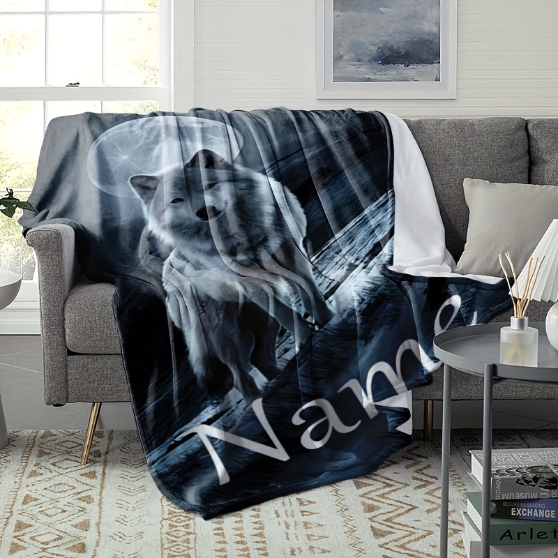 TEMU 1pc Personalized Name Custom Vintage Wolf Pattern Flannel Blanket, Lightweight And Soft Throw Blanket, Gift Blanket For
