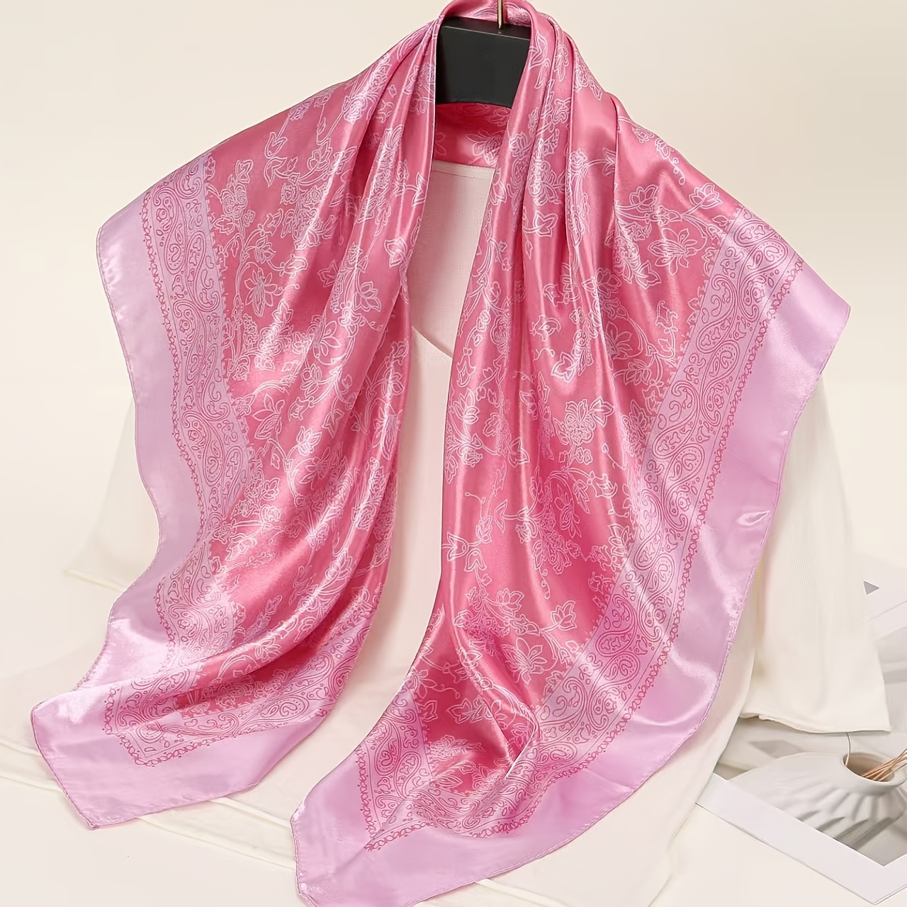 TEMU Fashionable Paisley Pattern Women's Large Square Scarf, Smooth And Breathable Texture, Multi-functional Use As A Headscarf, Scarf, Or Shawl,