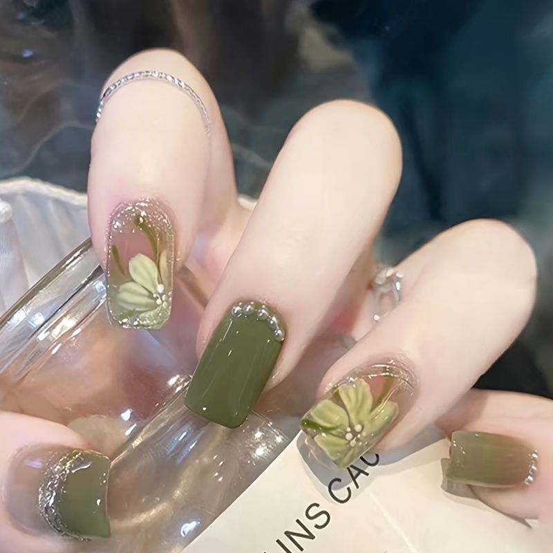 

24pcs Short Squoval Press On Nails, Fresh And Elegant Camellia Pearl Green Simple Atmosphere Fake Nails, Manicure Nail Art Full Cover False Nails For Women And Girls