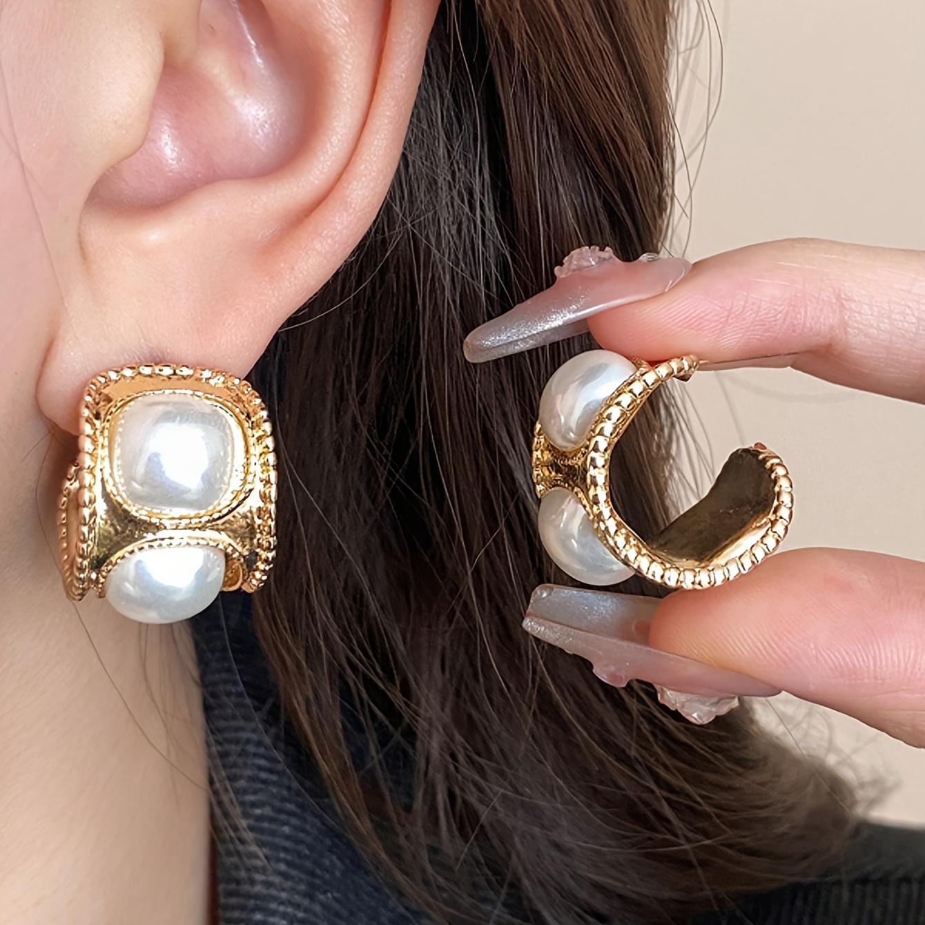 

1pair C-shaped Faux Court Style Earrings With Retro Luxury And Sense, Versatile And Stylish Design