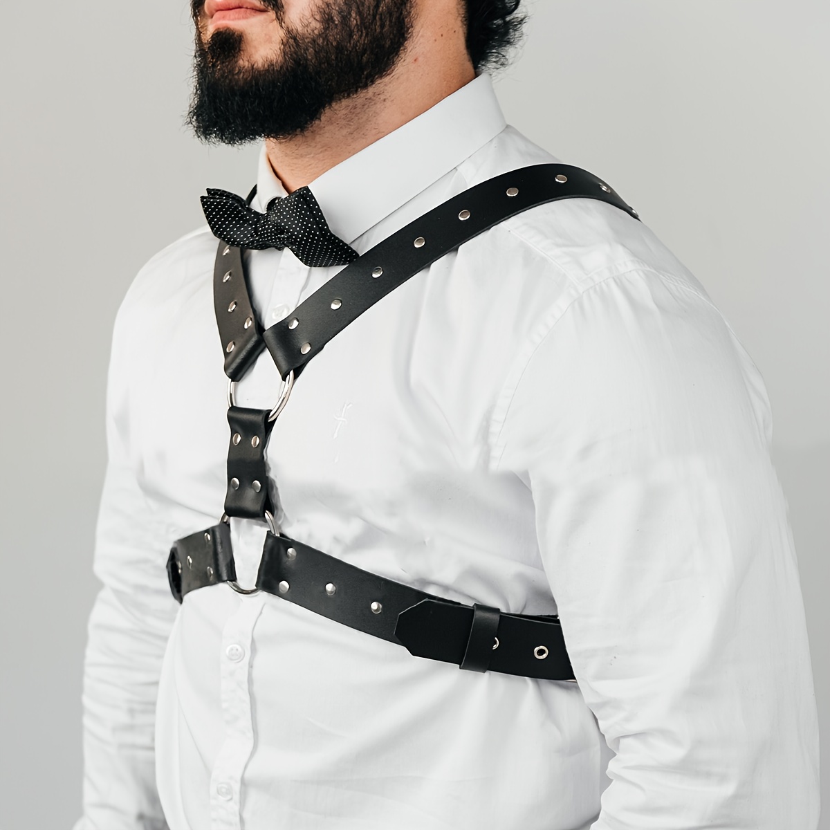 E-shop Y2K Punk Gothic Y-förmiger Gürtel mit Nieten – Harness Taillengurt für Männer & Unisex – Edgy Accessoire für Party, Festival oder Casual Outfits