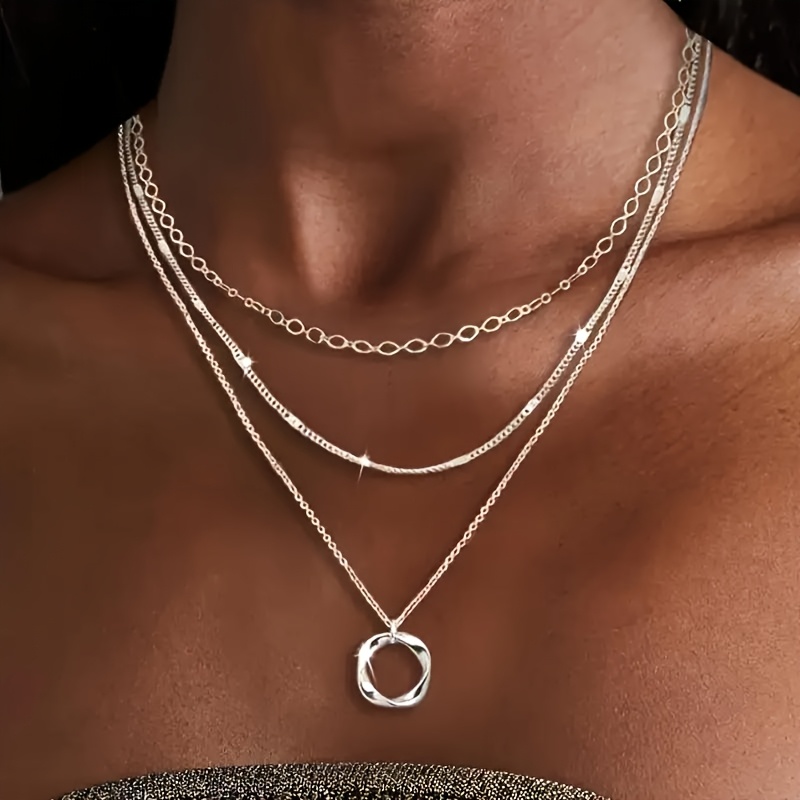 TEMU Collier en acier inoxydable à trois couches - Design de pendentif rond tendance et décontracté, idéal pour les fêtes, les vacances, accessoire
