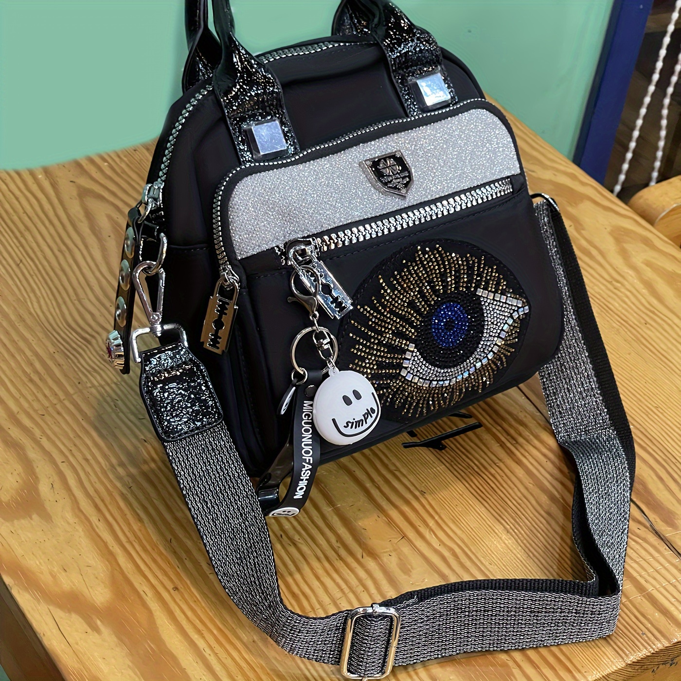 Image of New Stylish And Minimalist Women' With Rhinestones, Versatile For Daily Commutes, Large Capacity For Travel, And A Chic Multifunctional Shoulder Bag