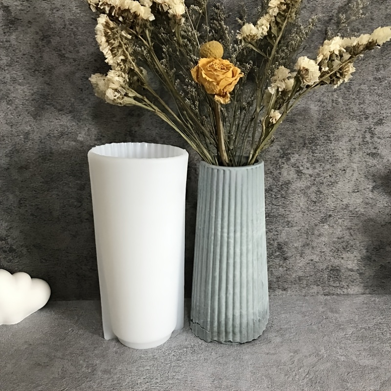 

Grand Moule en Silicone à Rayures pour Vase en et Béton - et Flexible pour un Démoulage Facile, Idéal pour la Décoration Maison DIY et les d'Artisanat, Moule en Silicone pour l'Artisanat