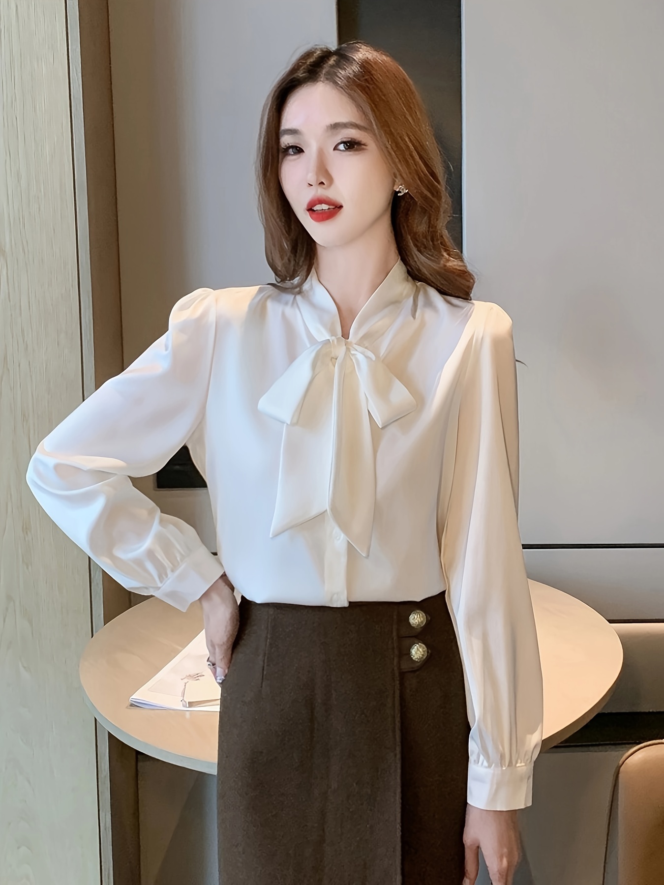 blouse with bow tie collar
