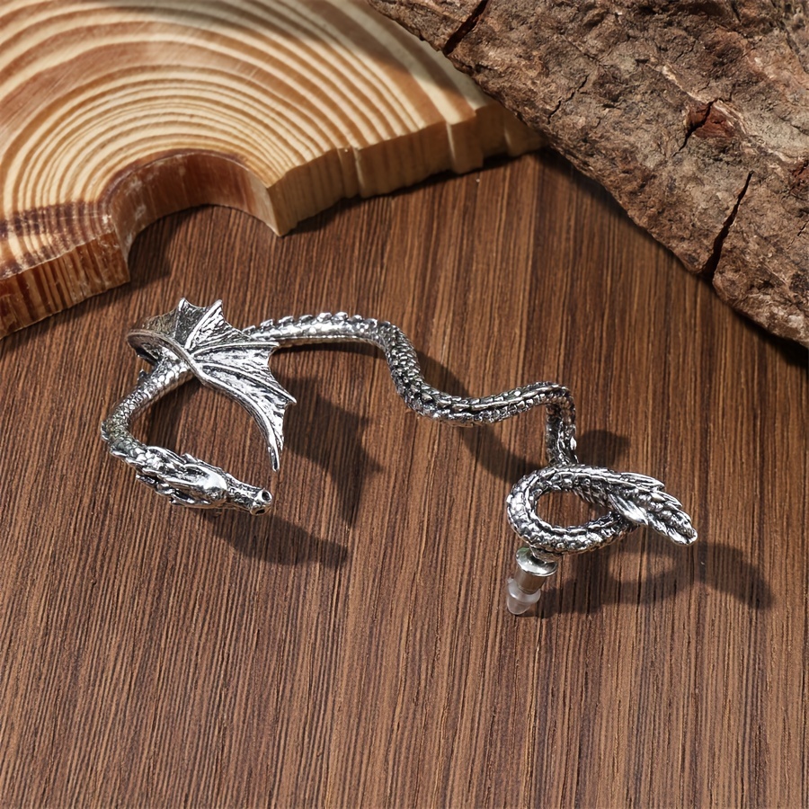 Vintage Punk Alloy Flying Dragon Earrings