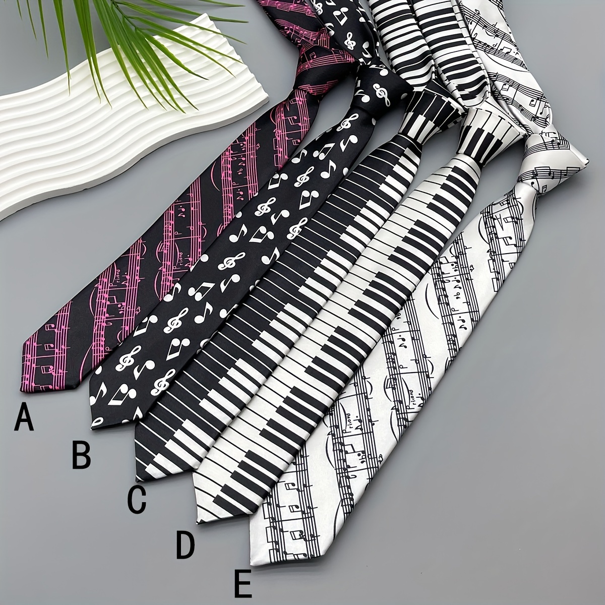 

1pc Men's 5.5cm Music Note Print Hand Playing Tie, Fashion Tie For Father's Day Music Festival Gift